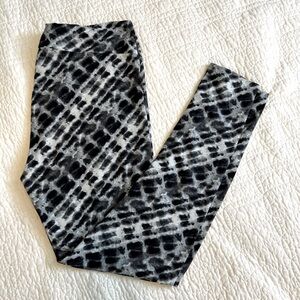 NEW LuLaRoe leggings, Tall & Curvy